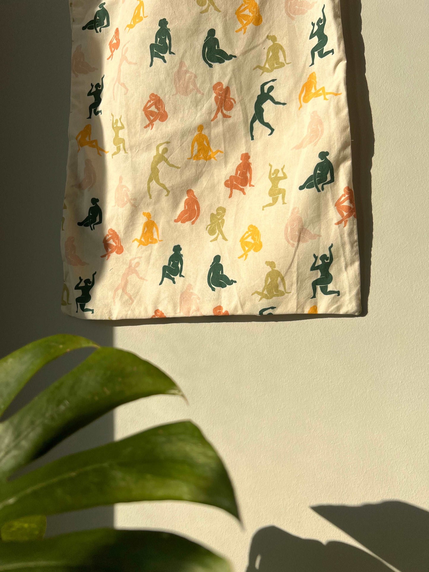 "Bodies" Classic Tote